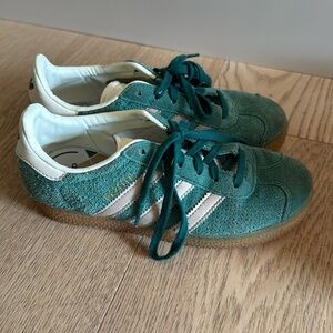 Size 2/3 Bundle - adidas and new balance samba gazelle